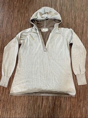Aventura Organic Cotton Hoodie Shirt. Womens Size L Earth Beige